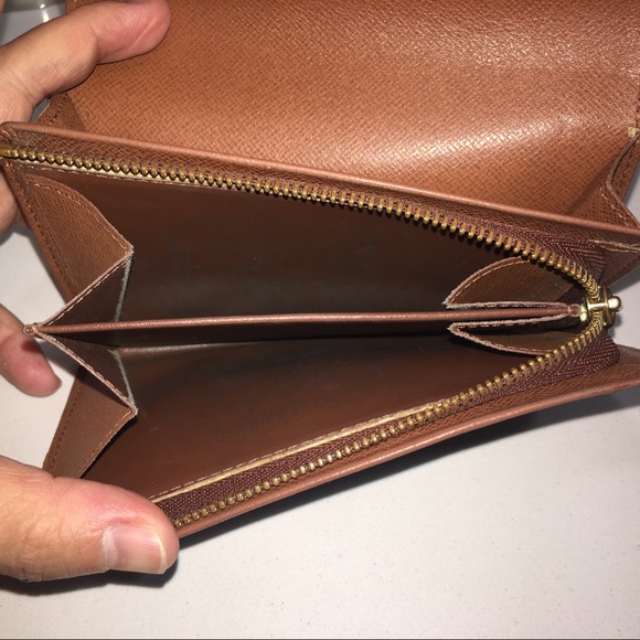 Authentic LV monogram Porte-Monnaie Tresor Wallet - Picture 15 of 17